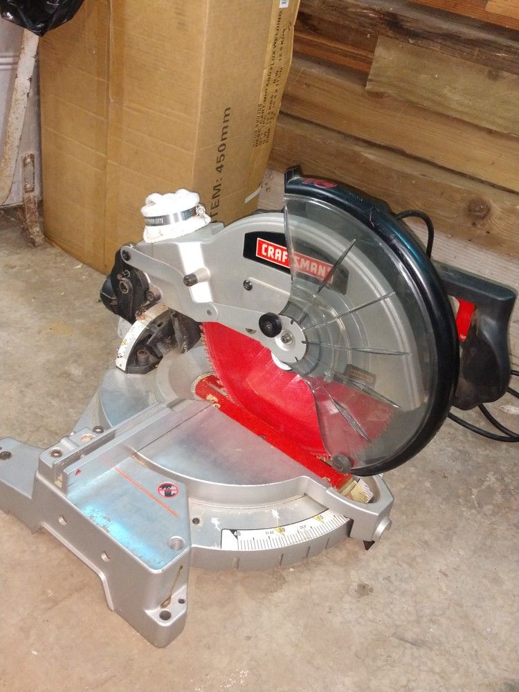 CRAFTSMAN 12" COMPOUND MITRE SAW