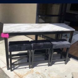 Brand New Table With 3 Stools  White & Black $319 FREE LOCAL DELIVERY & SET UP ORDER HERE PAY UPON DELIVERY LITTLE SHOWROOM  ITEM NOT IN SHOWROOM 3 MO