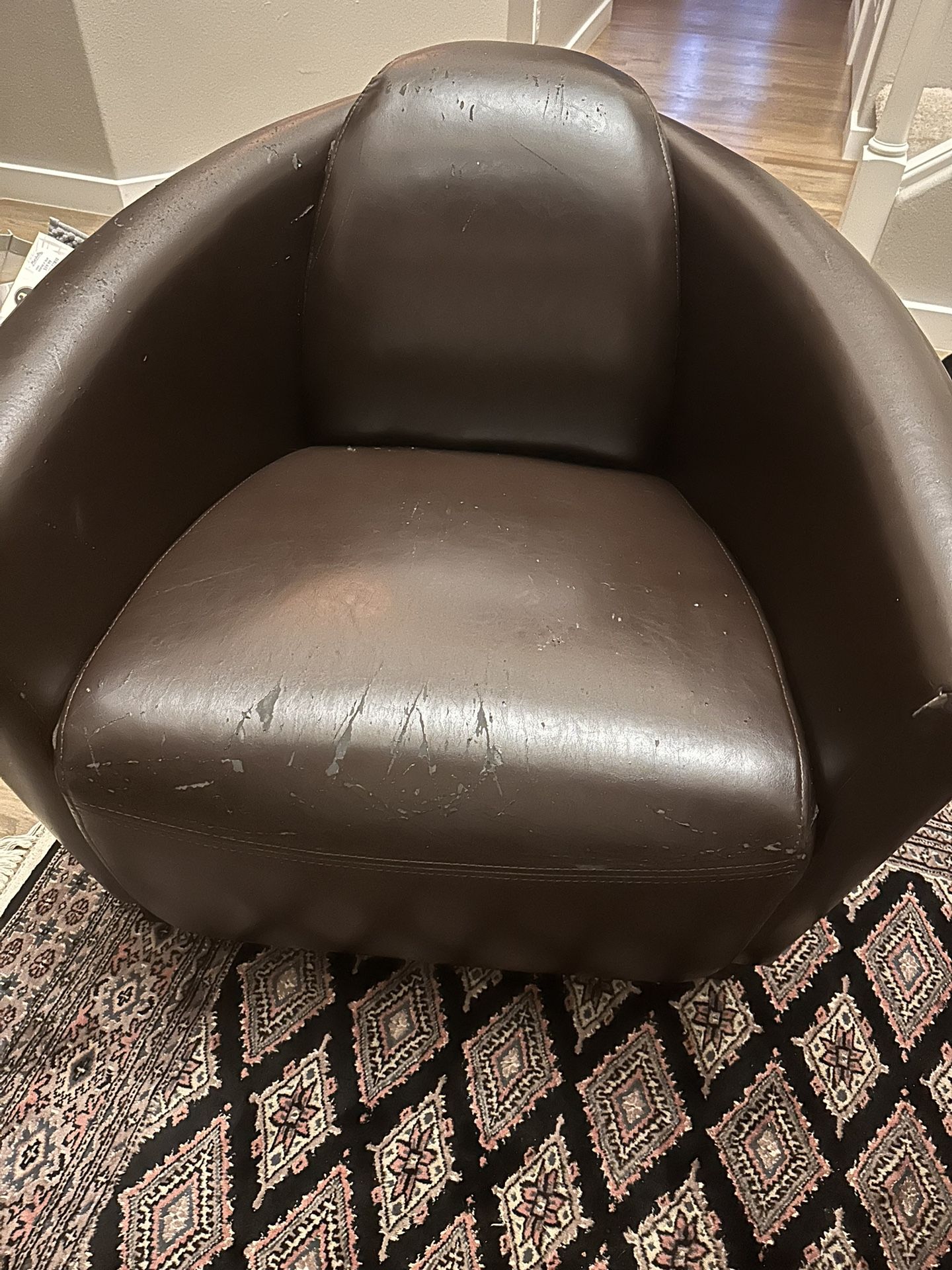 Kasala chair. Free
