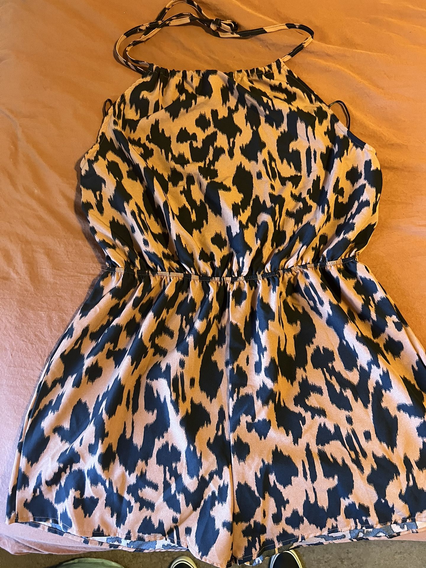 SHEIN Cheetah Print Halter Short Romper Large