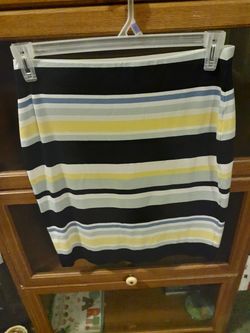 Size 6 ann taylor skirt