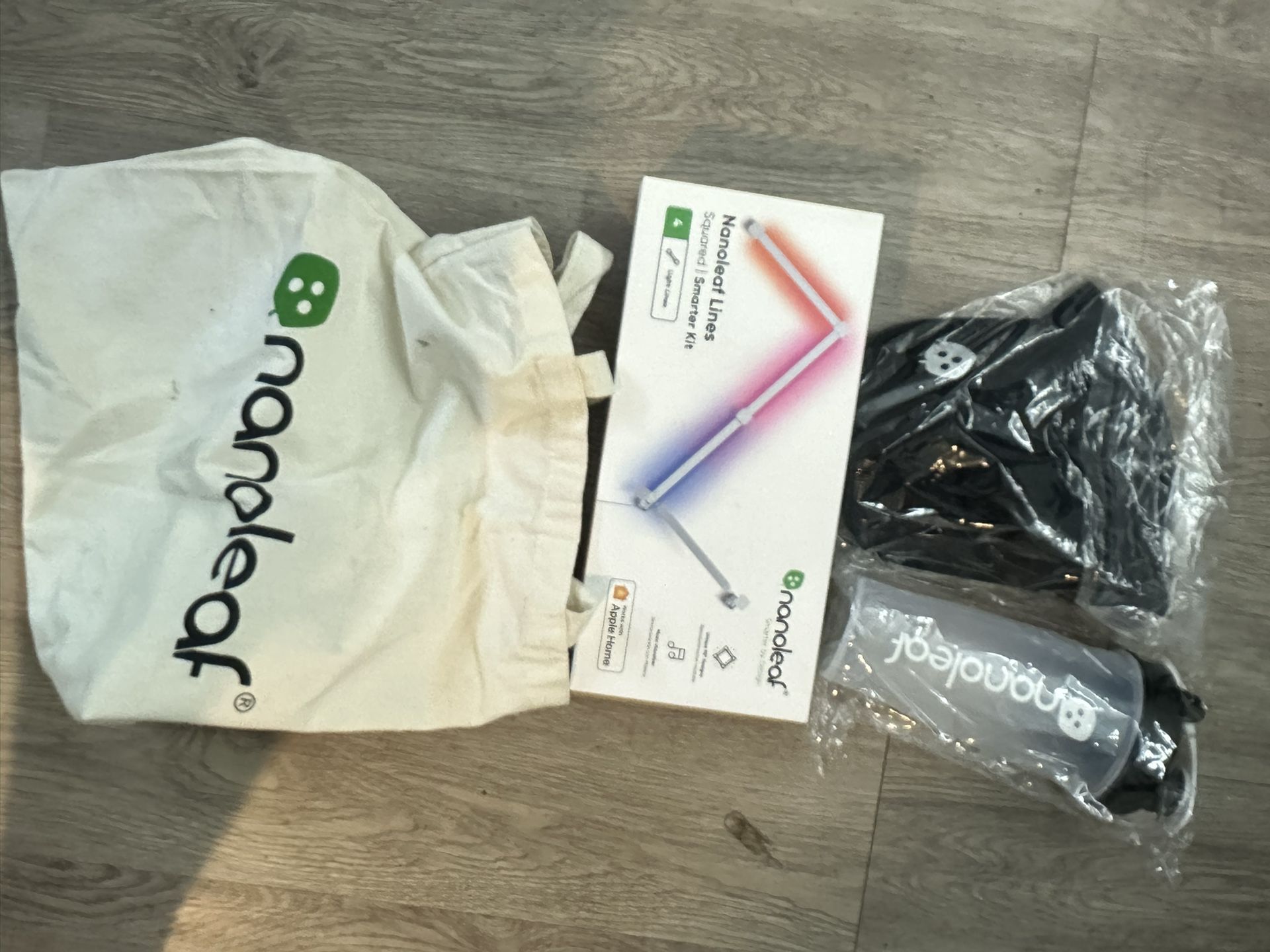 Nanoleaf Lines Squared Swag bag NEW