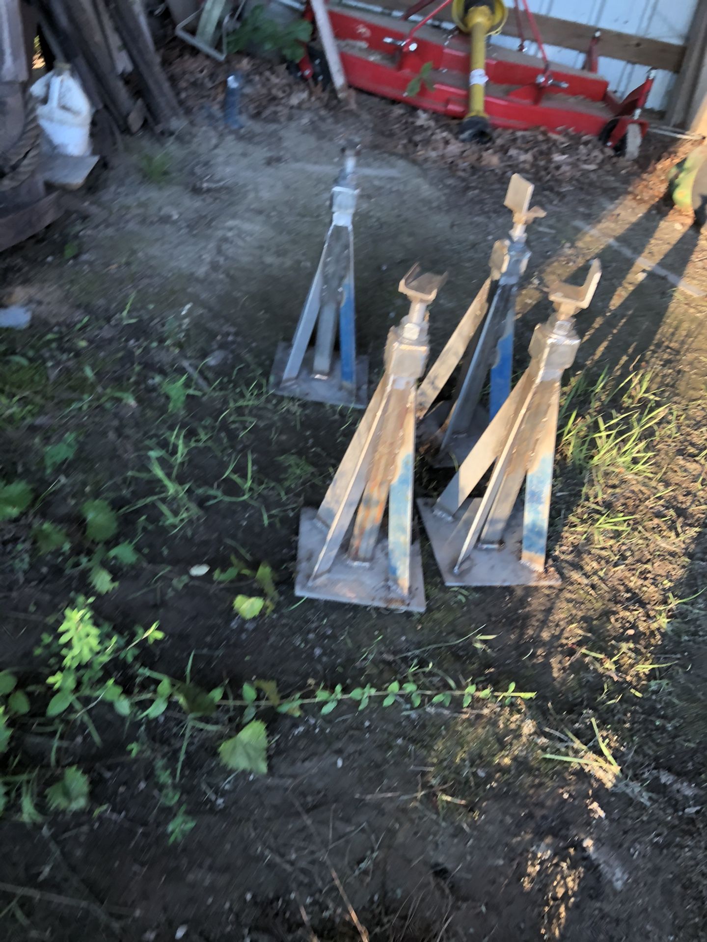 8 Heavy Duty JACKS