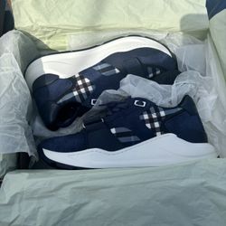 Burberry Sneakers 