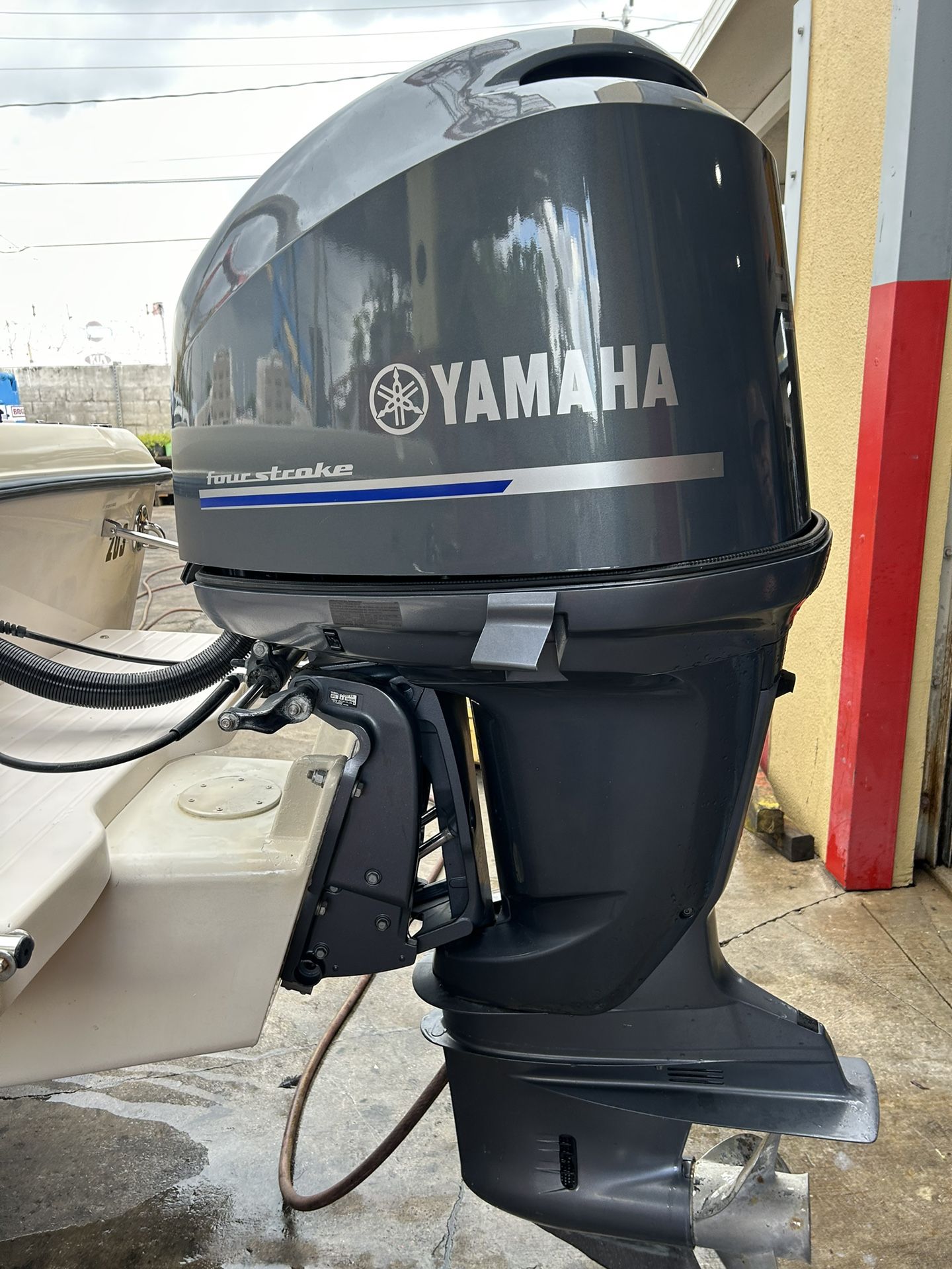 Yamaha 250 Outboard Engine 104 Hours 2005 25” for Sale in Hialeah, FL OfferUp