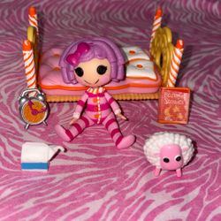 Lalaloopsy Mini Doll Pillow Featherbed In Pajamas &  Bed. &. Pet  & Items