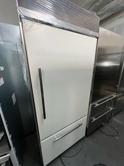 Kitchenaid 36” built in refrigerator 2024