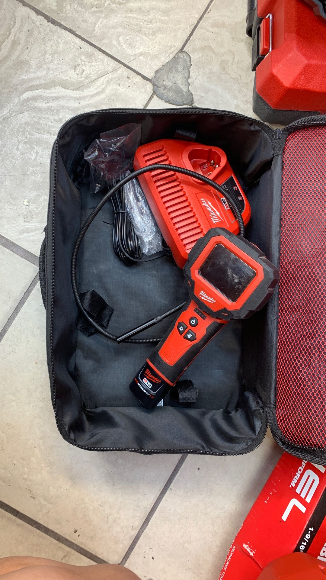 Milwaukee M12 M-Spector 360 Rotating Inspection Scope With 1.5ah Battery And Charger