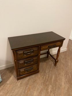 Mirror , dresser , desk