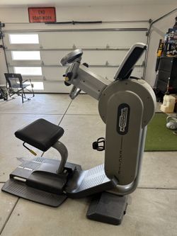 Technogym UBE