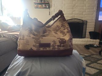 Disney Dooney Bourke 