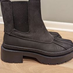 Black Boots