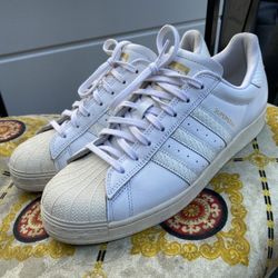 Adidas Superstar