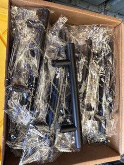 245 Ravinete  5” door pulls