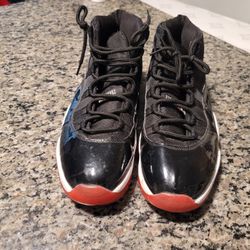 Jordan 11 Bred 2019 Size 12