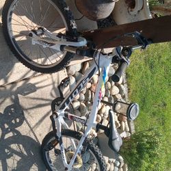 Kids Bike With Free Helmet(ready to ride)