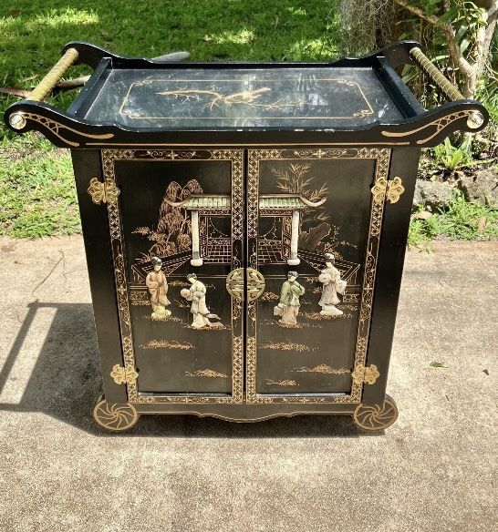 Vintage Japanese Tea Cart: 32”W x 19”D x 32”H