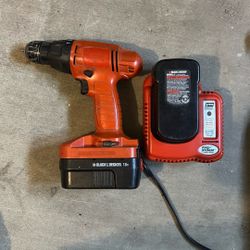 Black &Decker 18v Drill With Battery And Charger