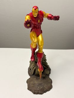 (Damage) INVINCIBLE IRON MAN Hard Hero Statue Marvel Avengers