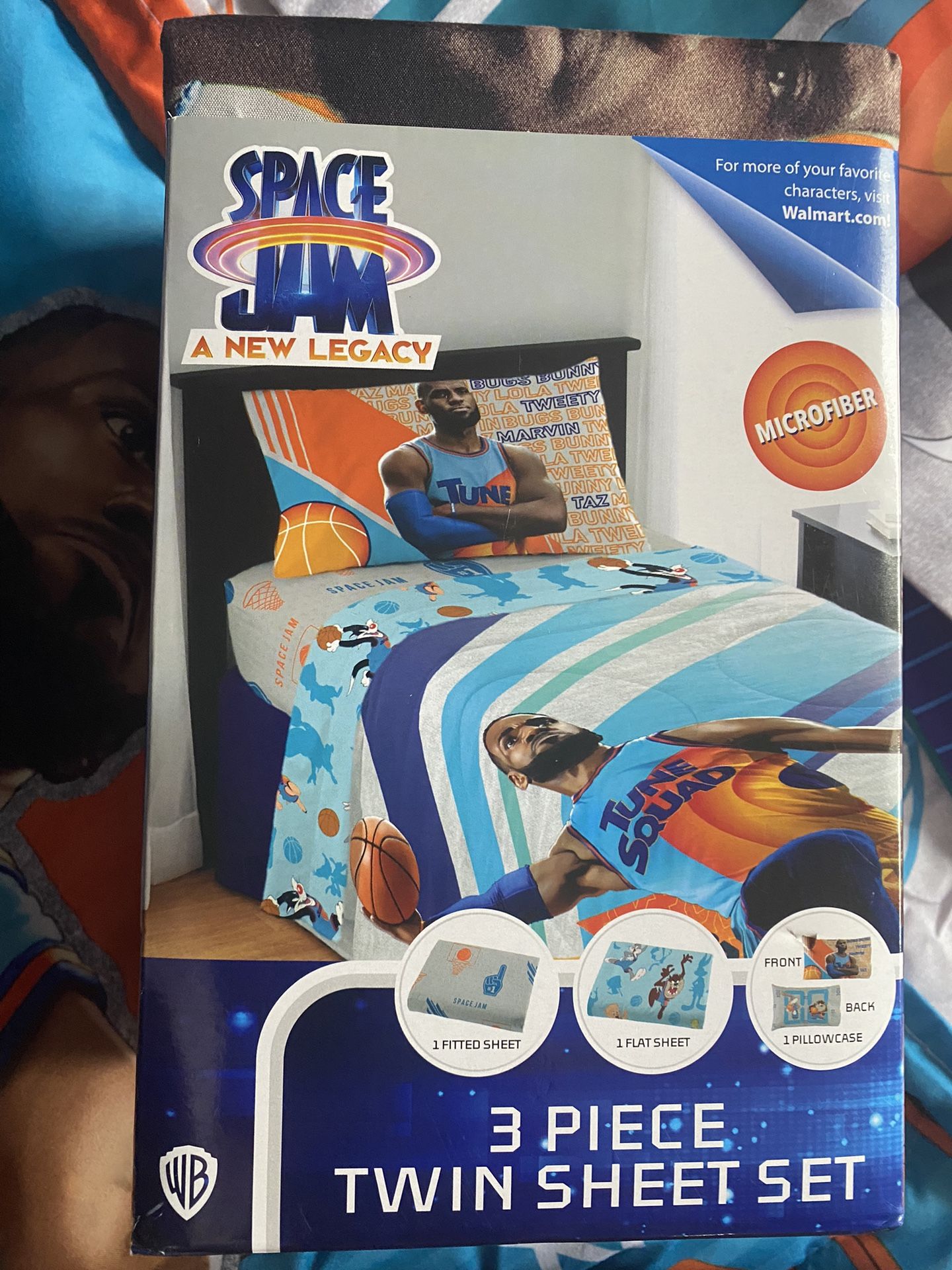 New 4 Piece Space Jam Set