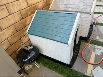 Medium size dog house