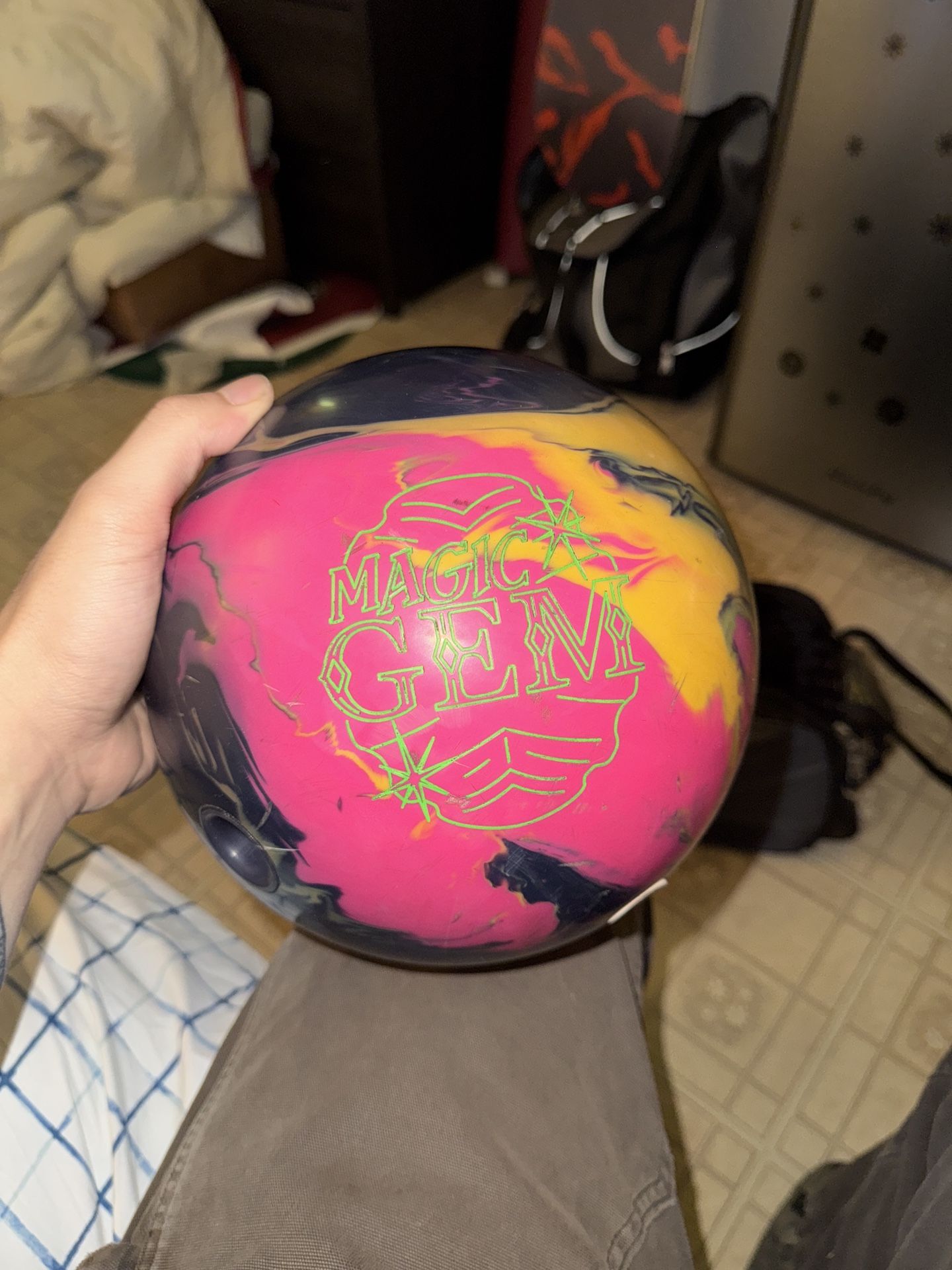 Magic Gem Bowling Ball 15lb