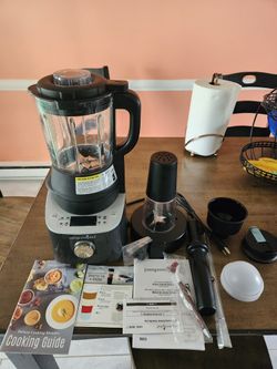 Pampered Chef Deluxe Cooking Blender