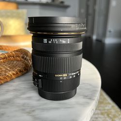 Sigma 17-50mm f/2.8 Lens