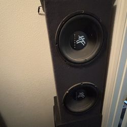 Hifonics Twelve Inch Subwoofers With Box 