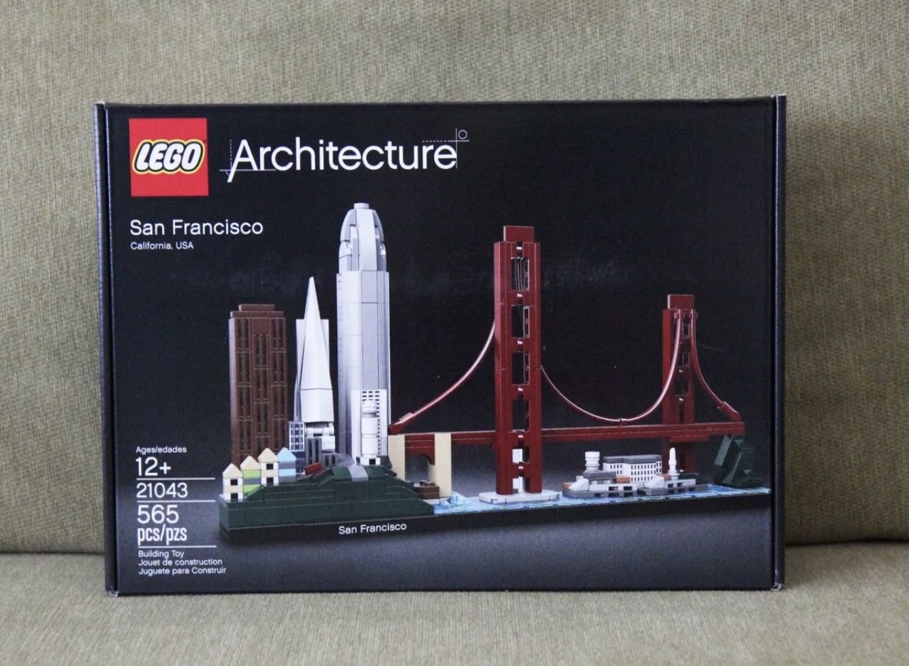 Retired! Lego Architect San Francisco (21043) - Brand New