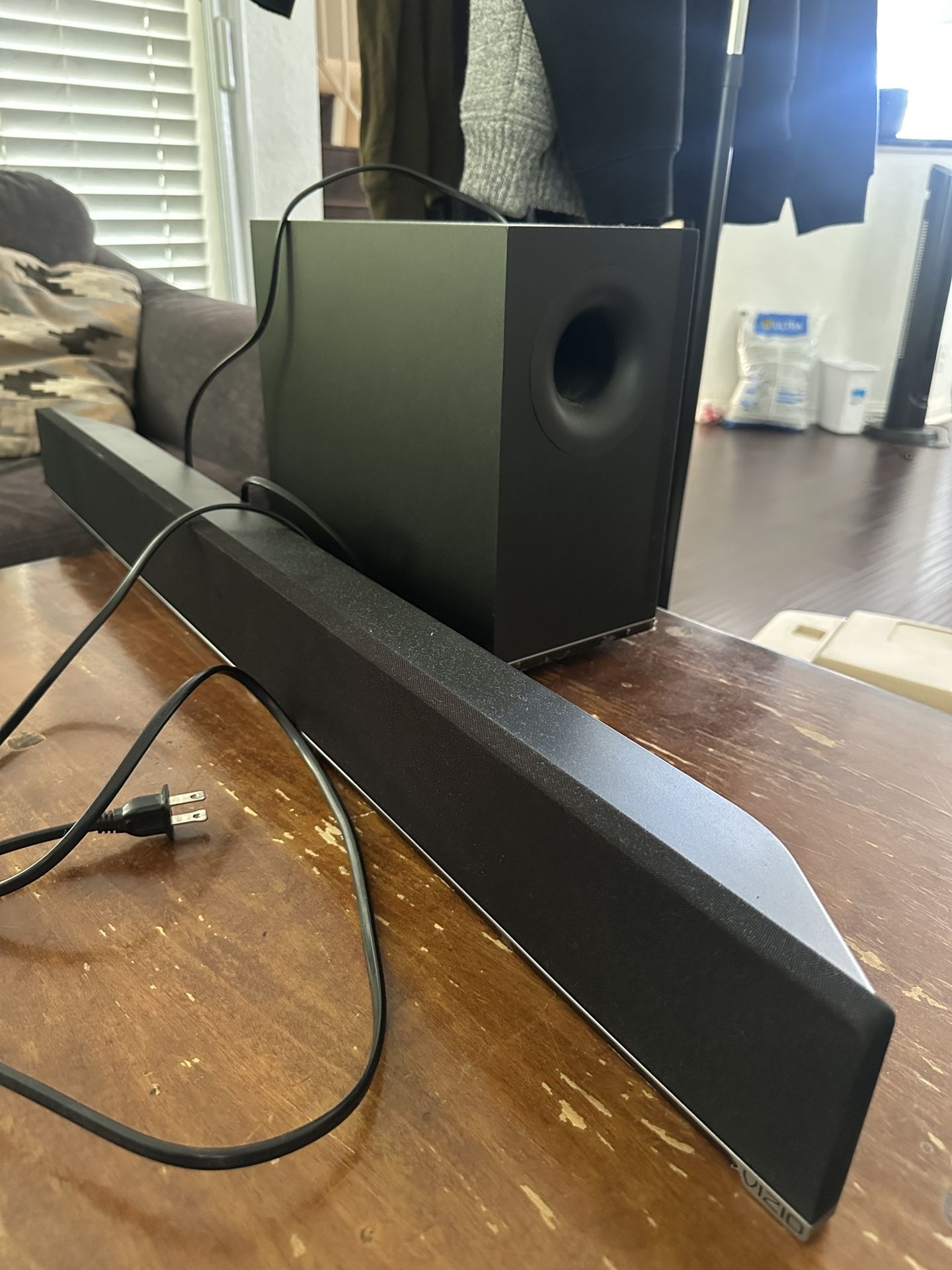 Vizio Sound Bar With Subwoofer