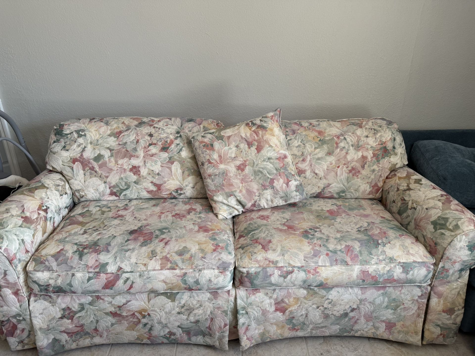 Pull Out Vintage Couch