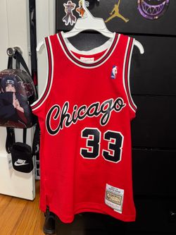 Vintage Bulls Jersey