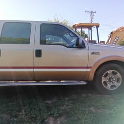 1999 Ford F350 Super Duty 7.3 Diesel.
