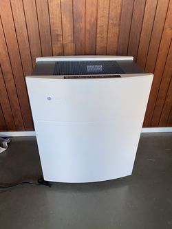 Blueair 680i smart air filter