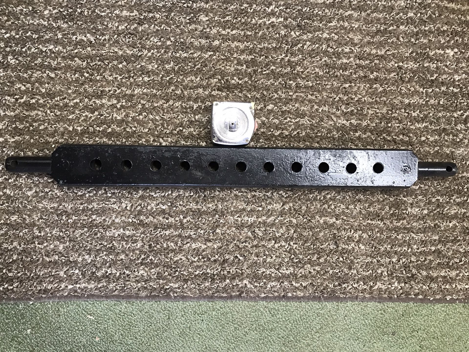 Tractor cross or drawbar, category two.