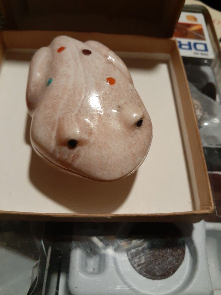 VINTAGE ZUNI FROG