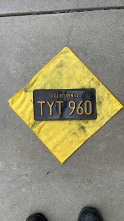 License plate, black and yellow