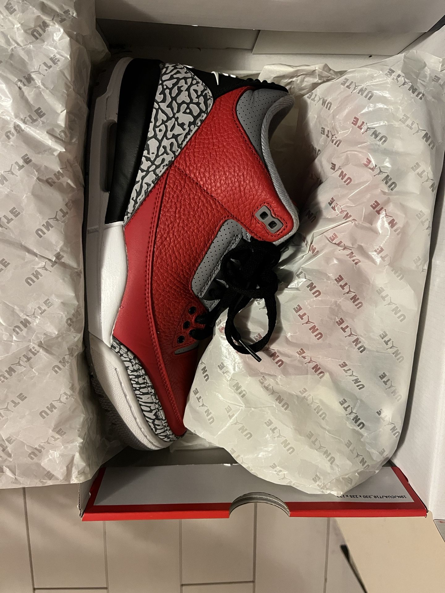 Retro 3 Unite