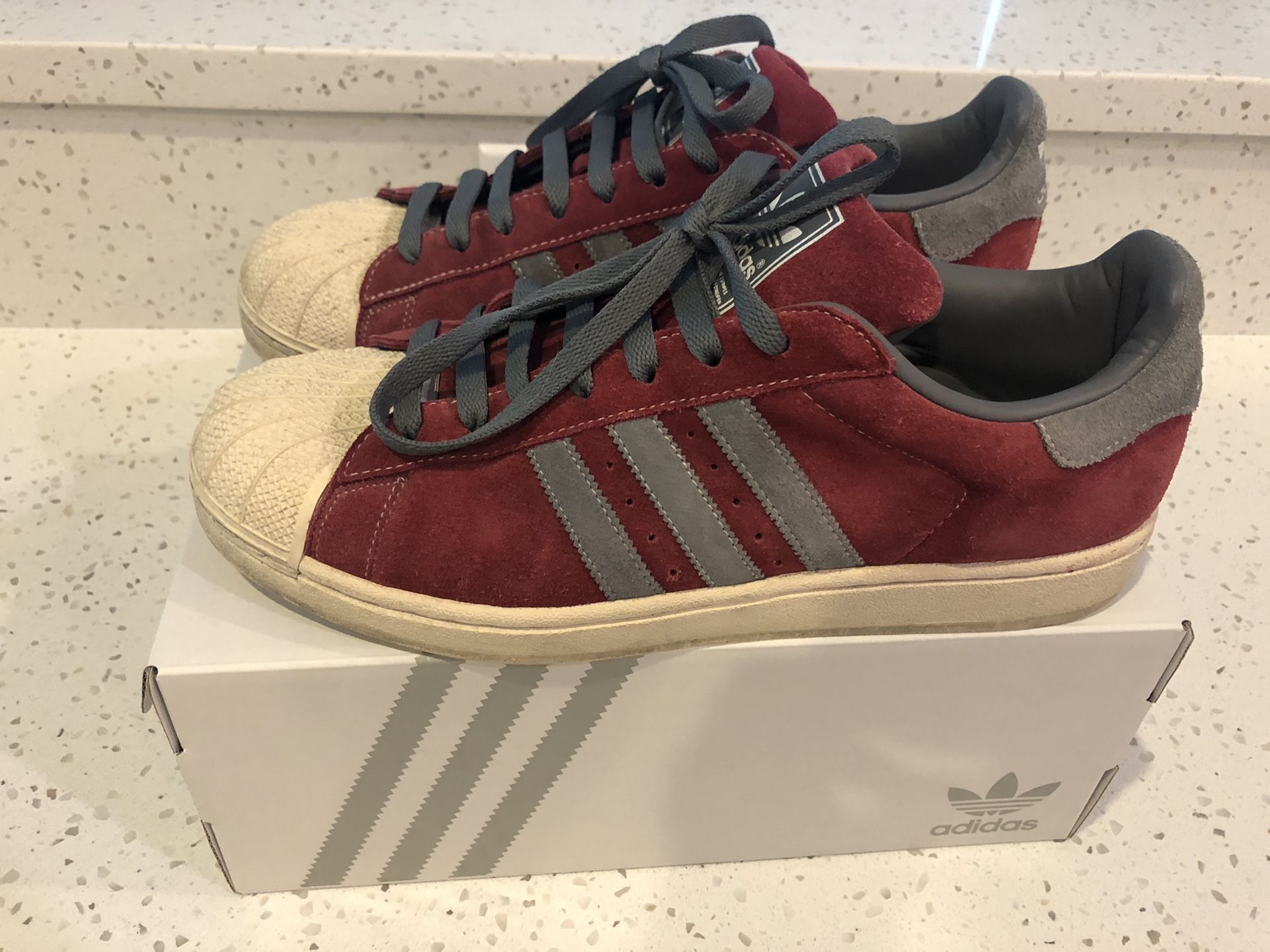 Adidas Men’s 9.5