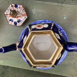 English Antique Teapot Imari Gaudy