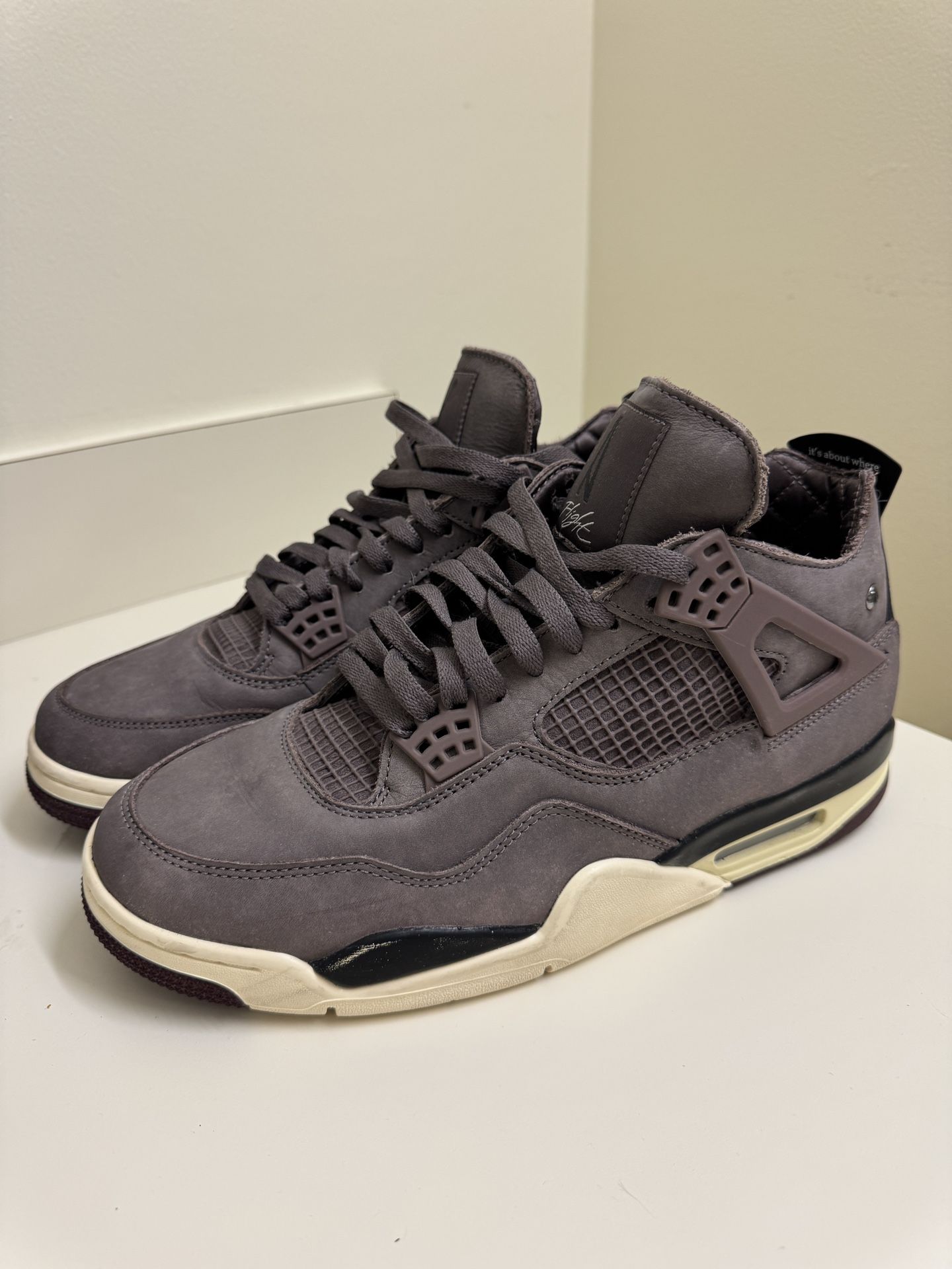 A Ma Maniere x Air Jordan 4 Retro "Violet Ore" Size 11 (Pre-Owned)