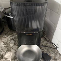 Automatic Pet Feeder