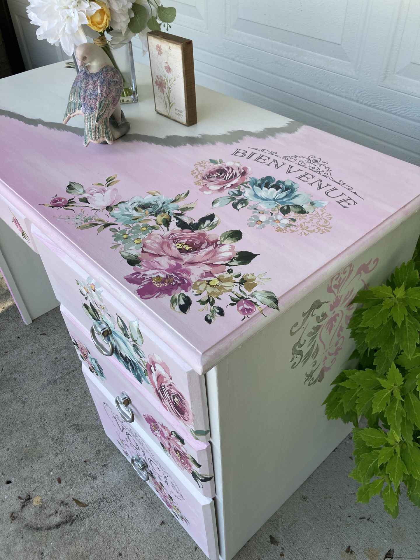 Solid Wood Desk Or Vanity Pink White Floral