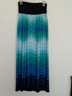 Long skirt sz "M"