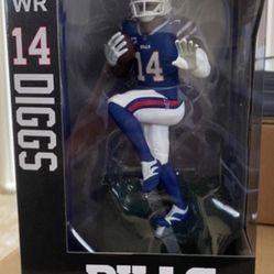 2023 NFL Import Dragons 🐉 Football Figure. Series #3. WR Stefon Diggs #14 New Navy Blue Jersey & White Pants. 