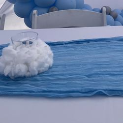 Baby shower/over the moon/stars decor