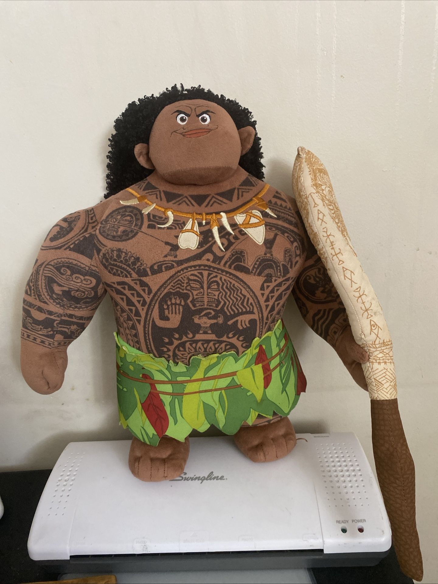 Disney Store 16"  Moana Mega Maui Talking Plush Doll With Hook Read Description