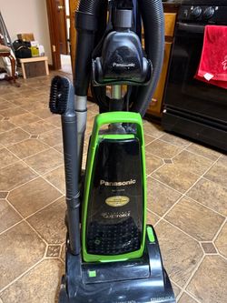 14” cleaning path Panasonic vacuum cleaner