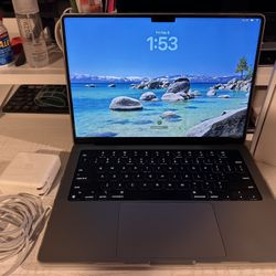 14” Macbook Pro M2 Pro, 16 GB RAM, 512 GB SSD